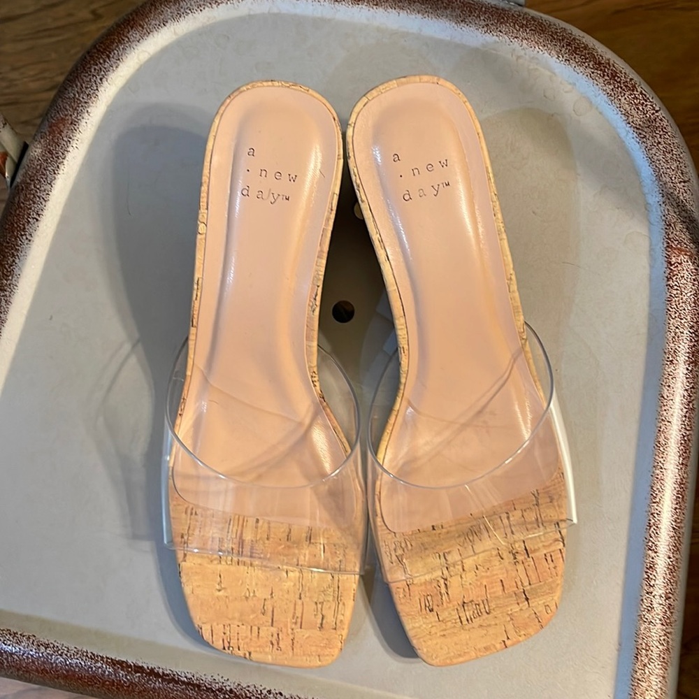 Target clear slip on with wide block heel